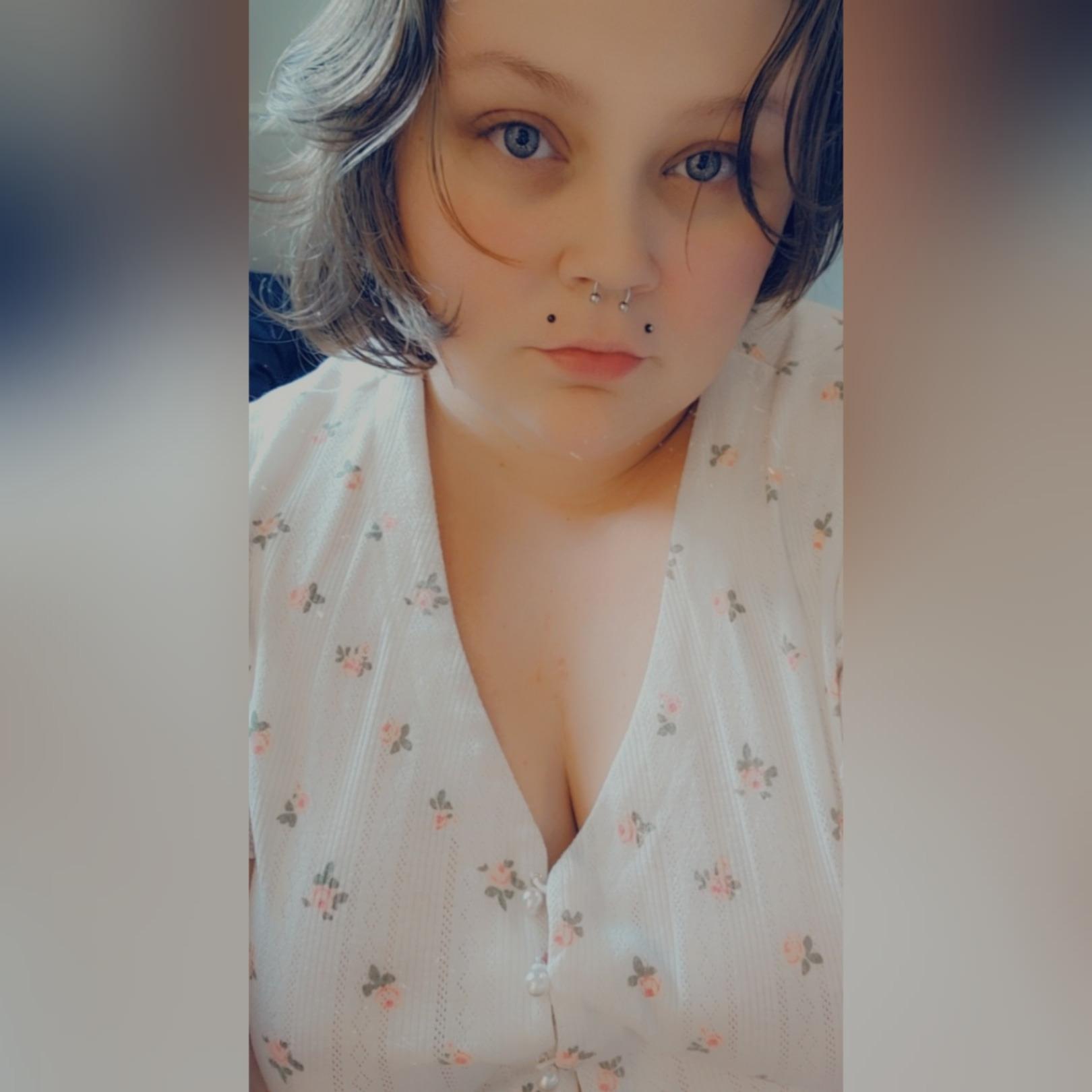 FREE TRIAL • νιχєу мαєνє profile image