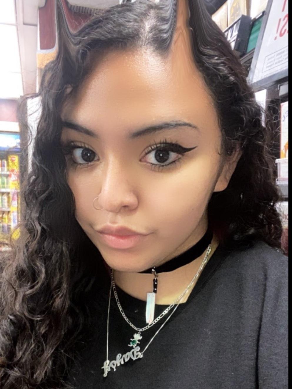 Too lonely profile image