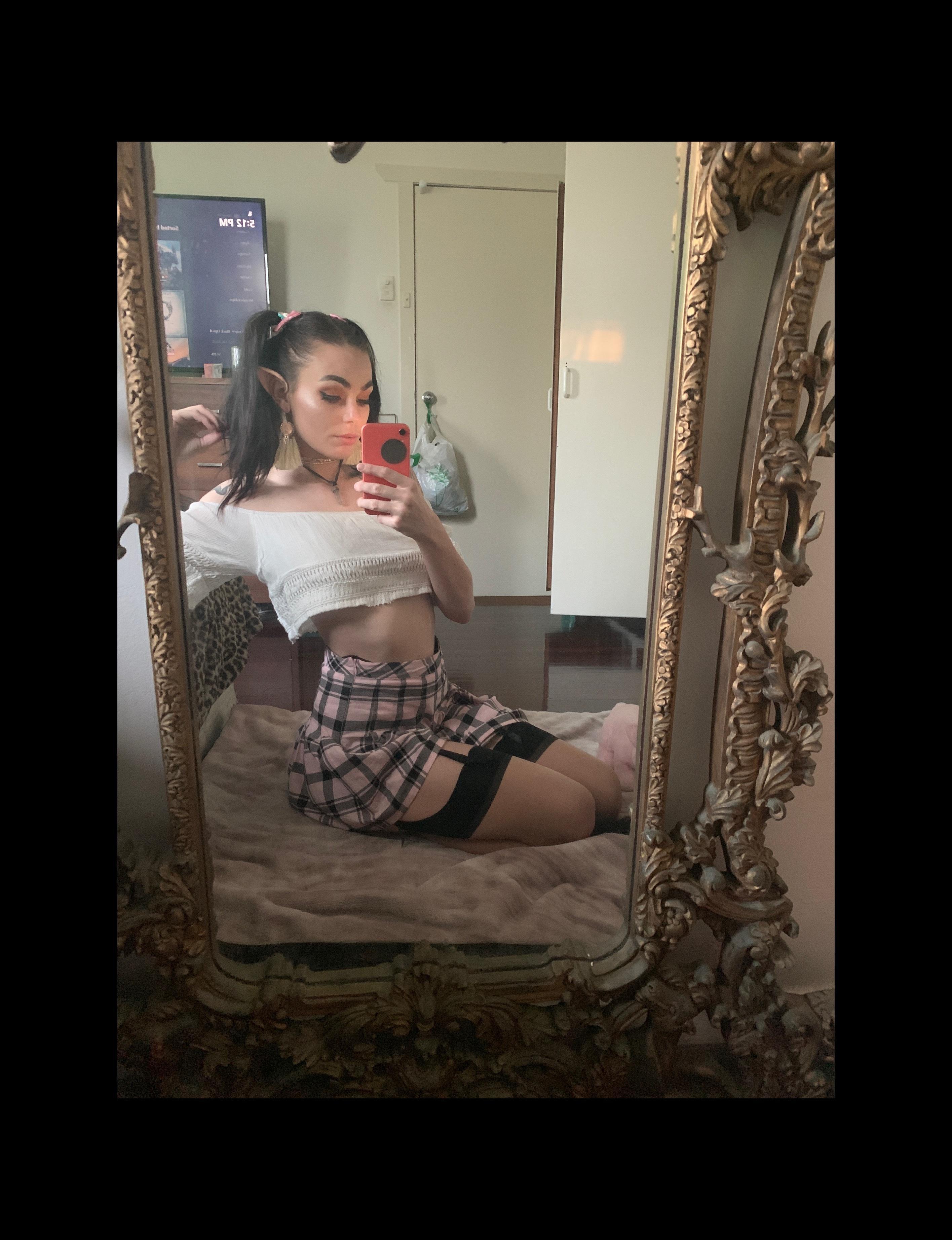 Cinnamon profile image