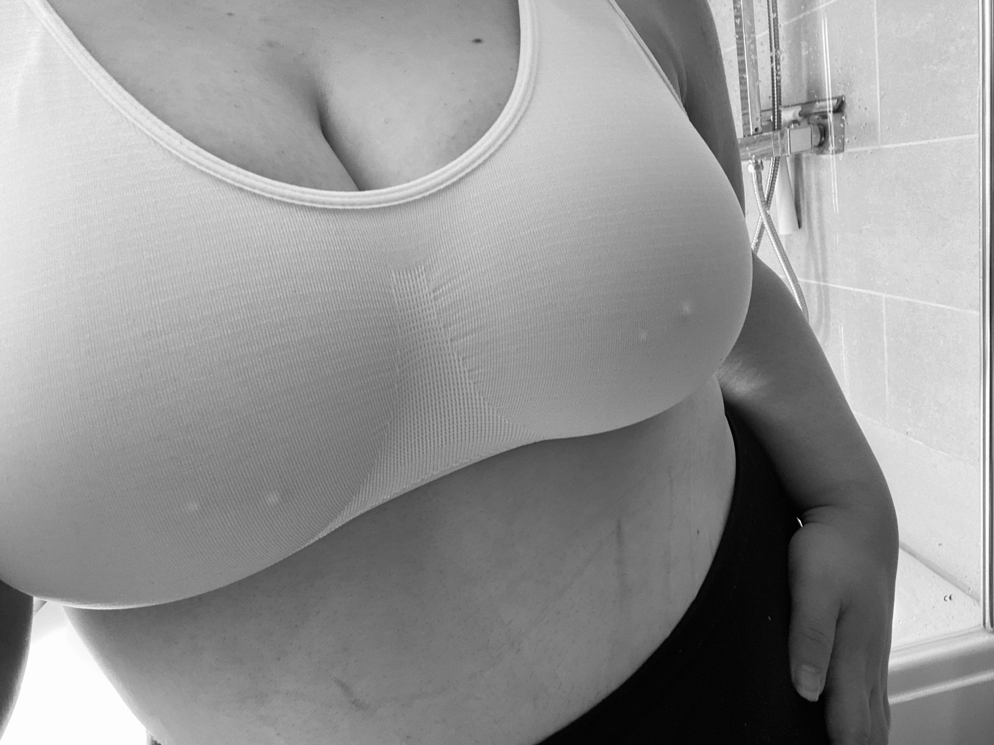 BlueEyesChubbyThighs - TOP 5%🥵 profile image