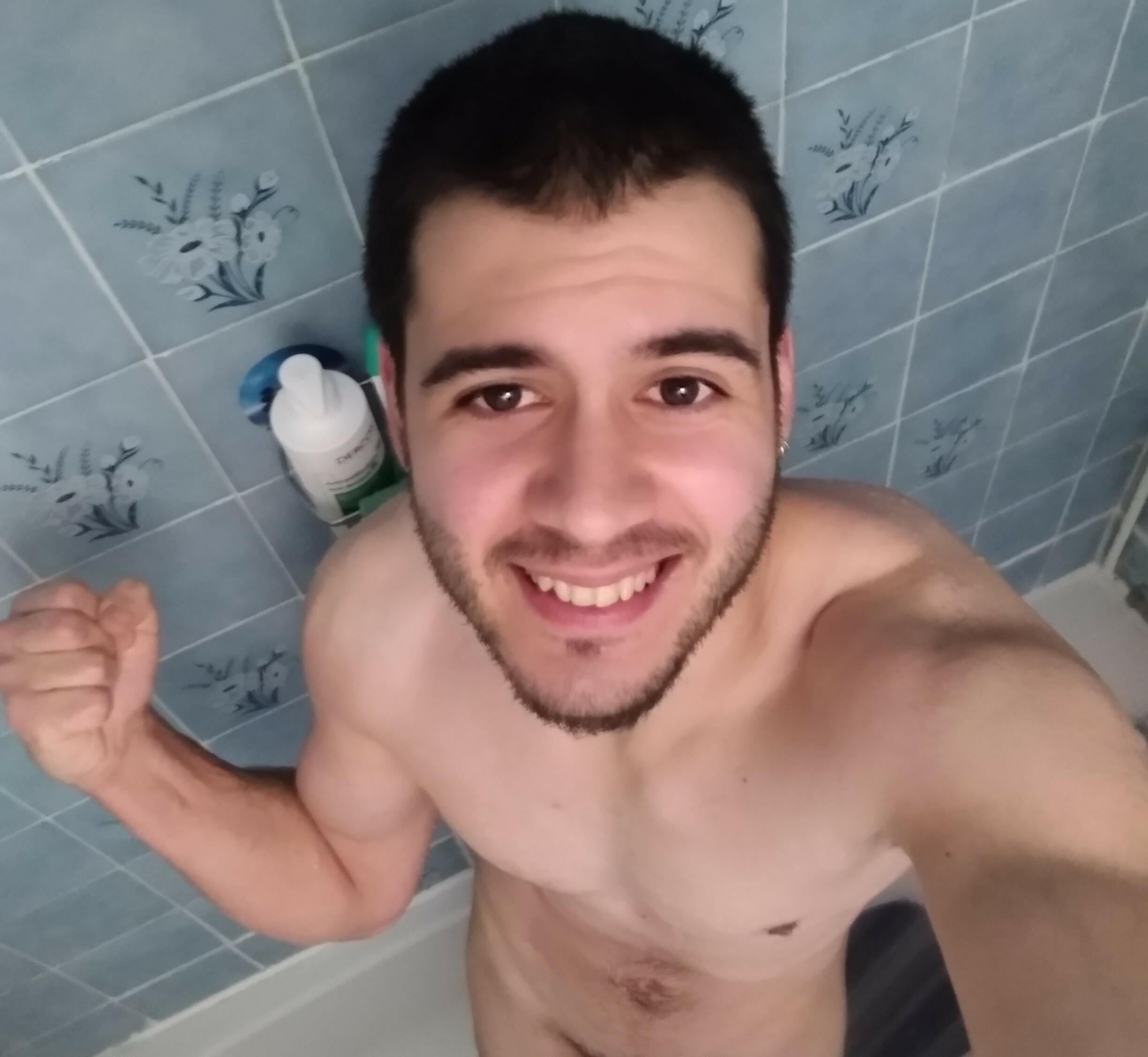 Raz is fab profile image