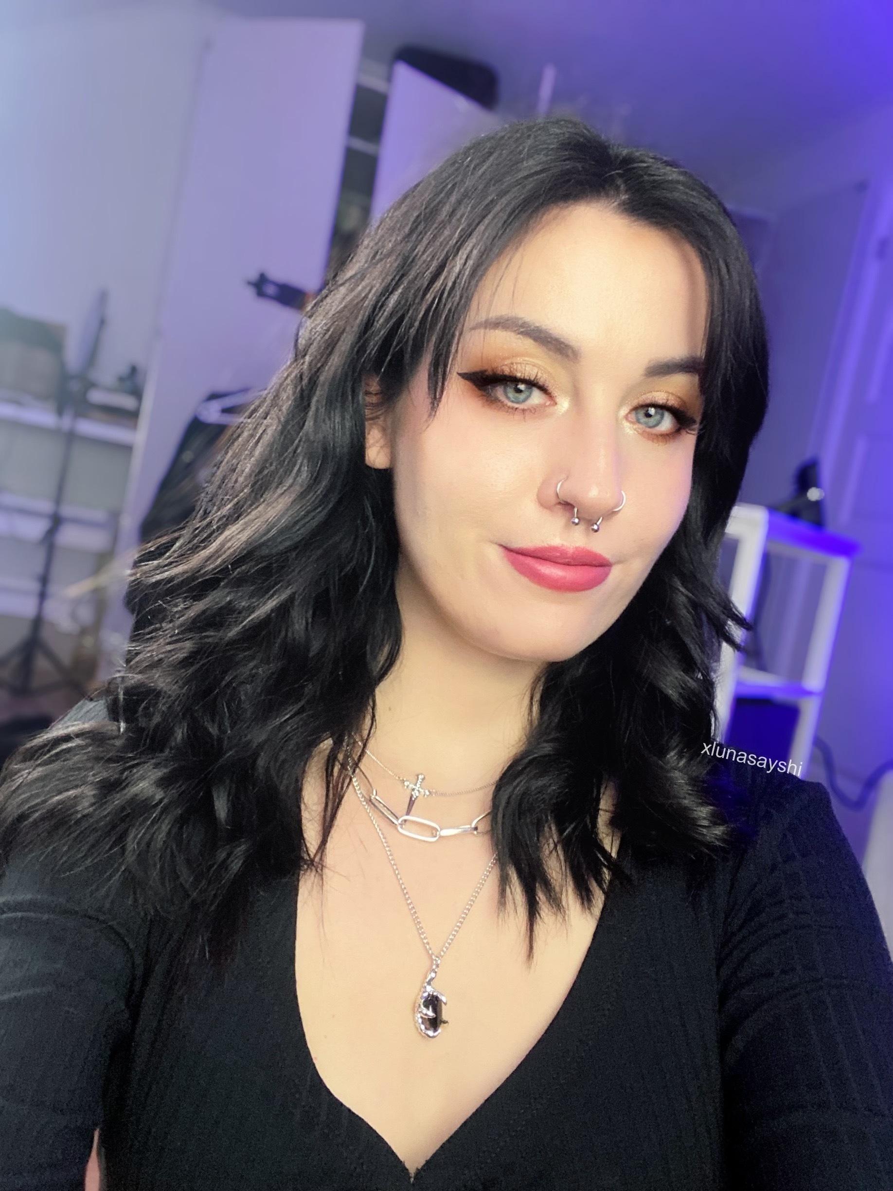 🖤🌙 𝕷𝖚𝖓𝖆 ✨🖤 Ur fav goth girl profile image