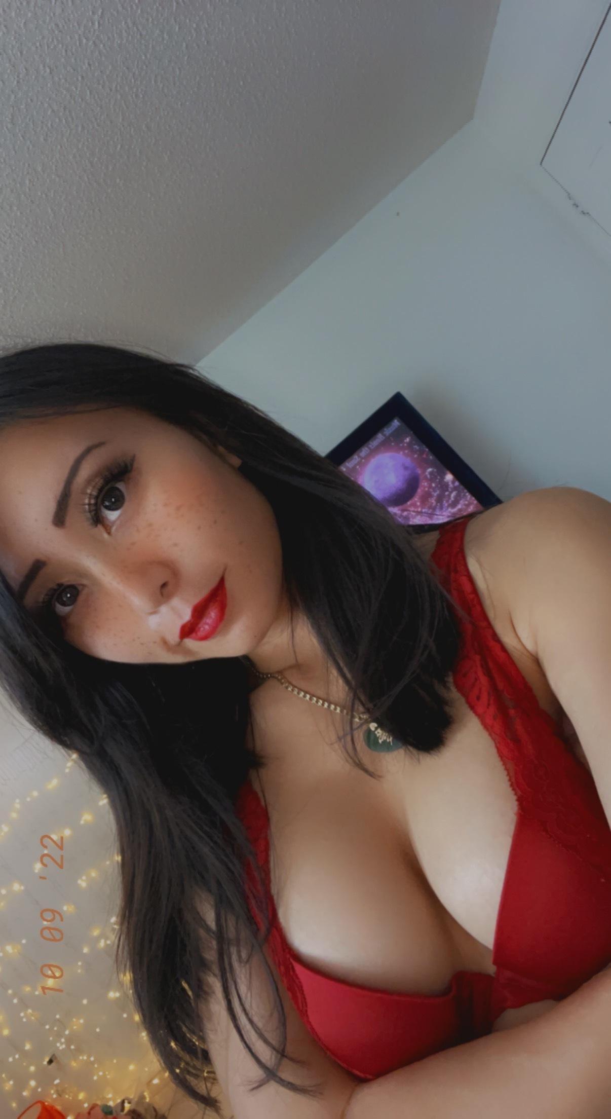 MaiHero 🇺🇸💙😍 🔝 1.6% Asian Goddess profile image