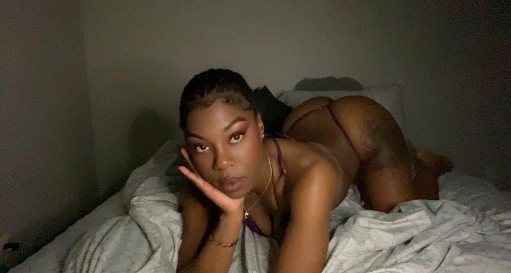 Cookie's N Cream 🥛🍪 profile image