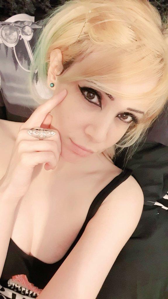 ♡ Kitt Katt ♡ profile image