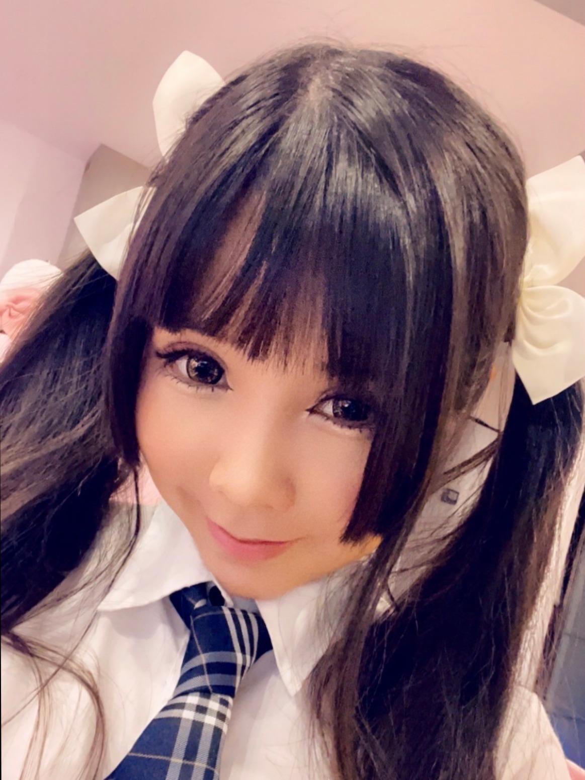 Littlesubgirl profile image