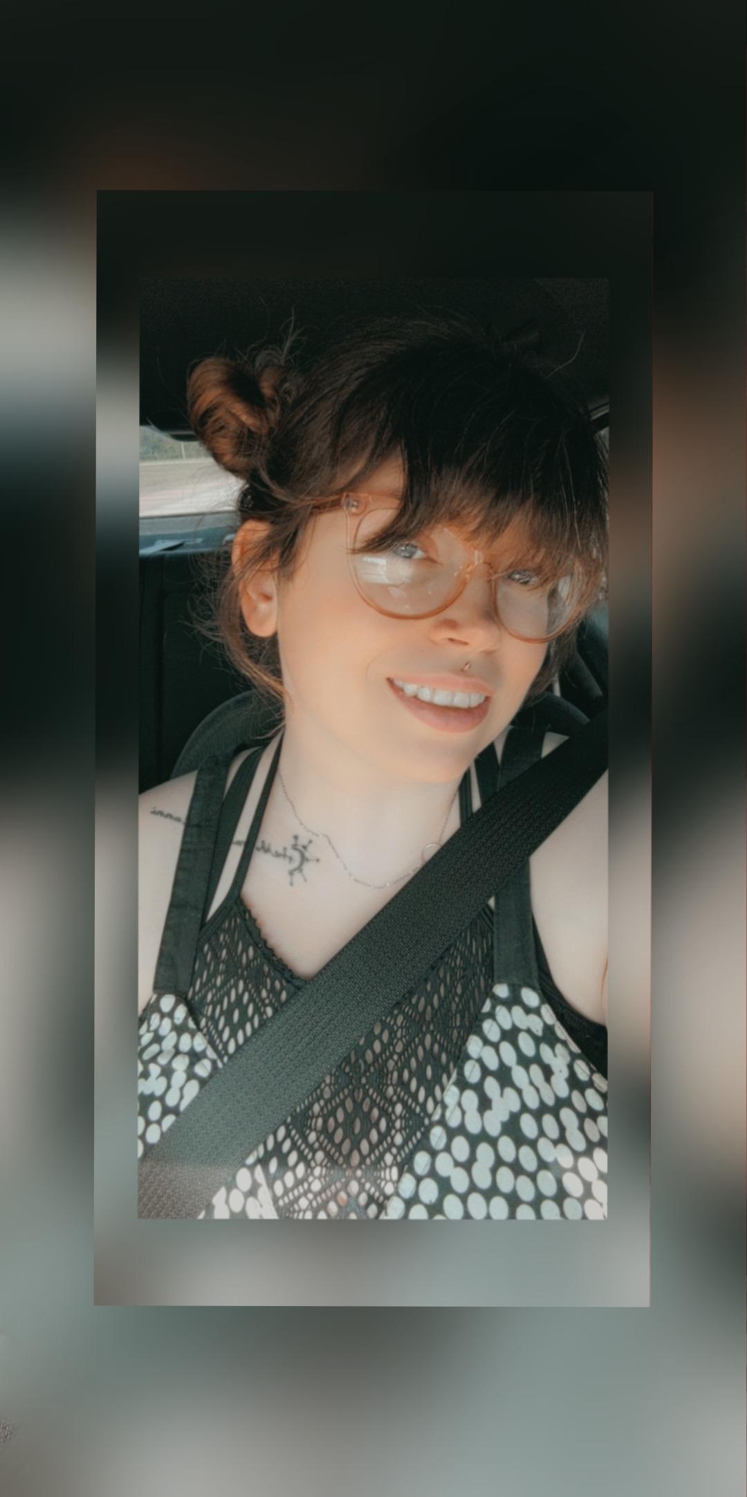 Elle Plush profile image