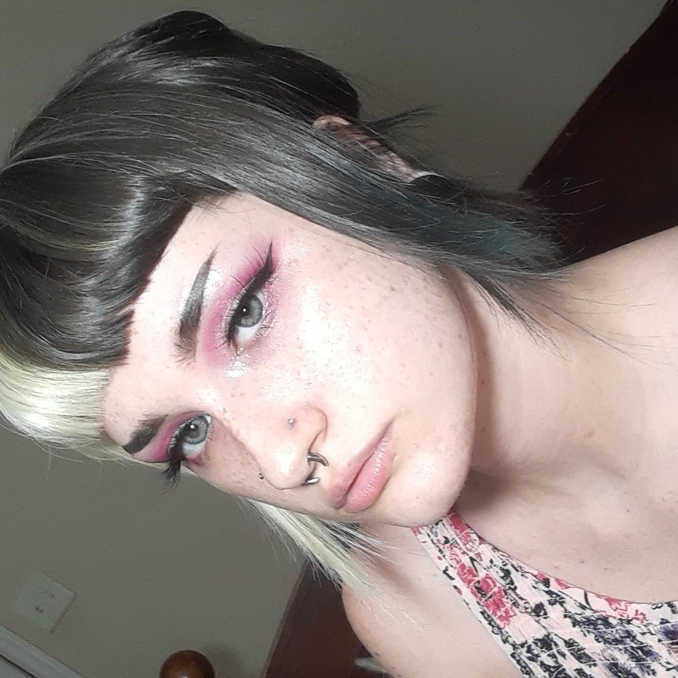 Starr Wolf profile image