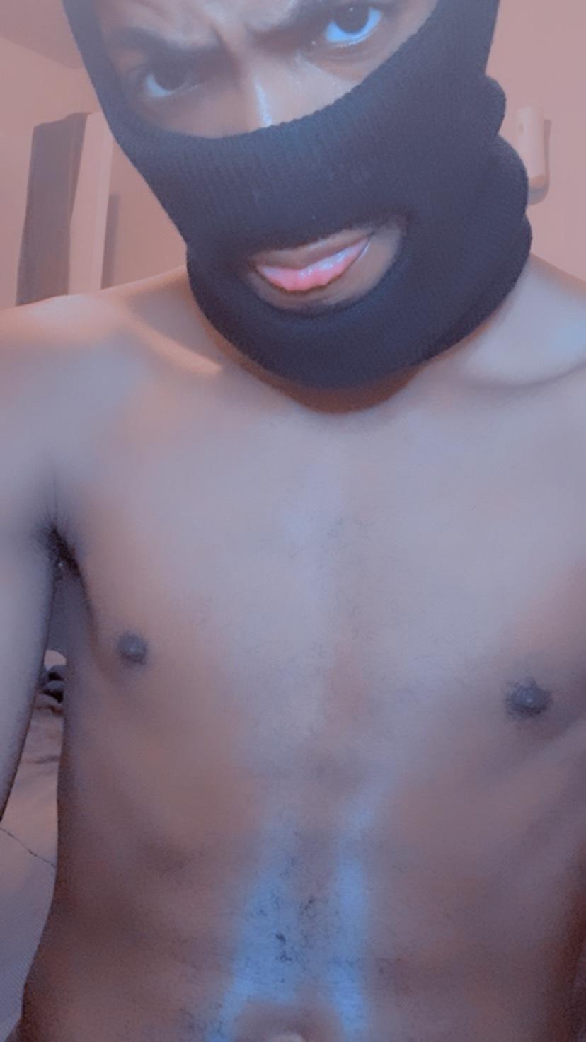 DeeJay profile image