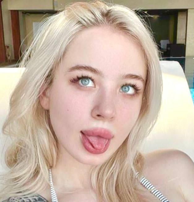 Milla Royce 💜 profile image