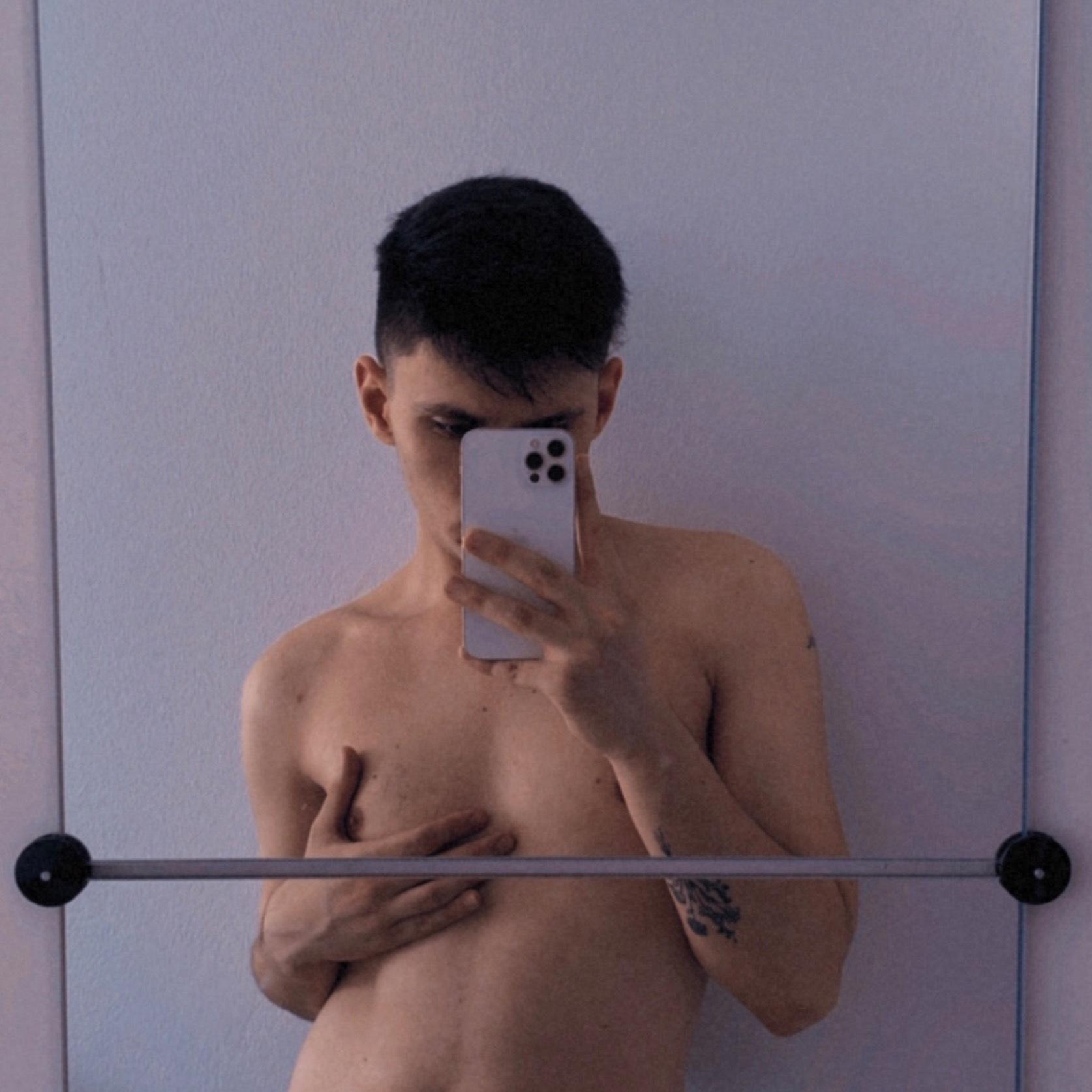 Ale 👾 profile image