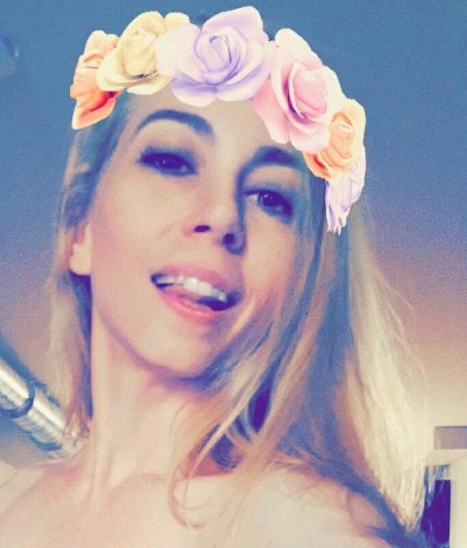 Rosi Blossom profile image