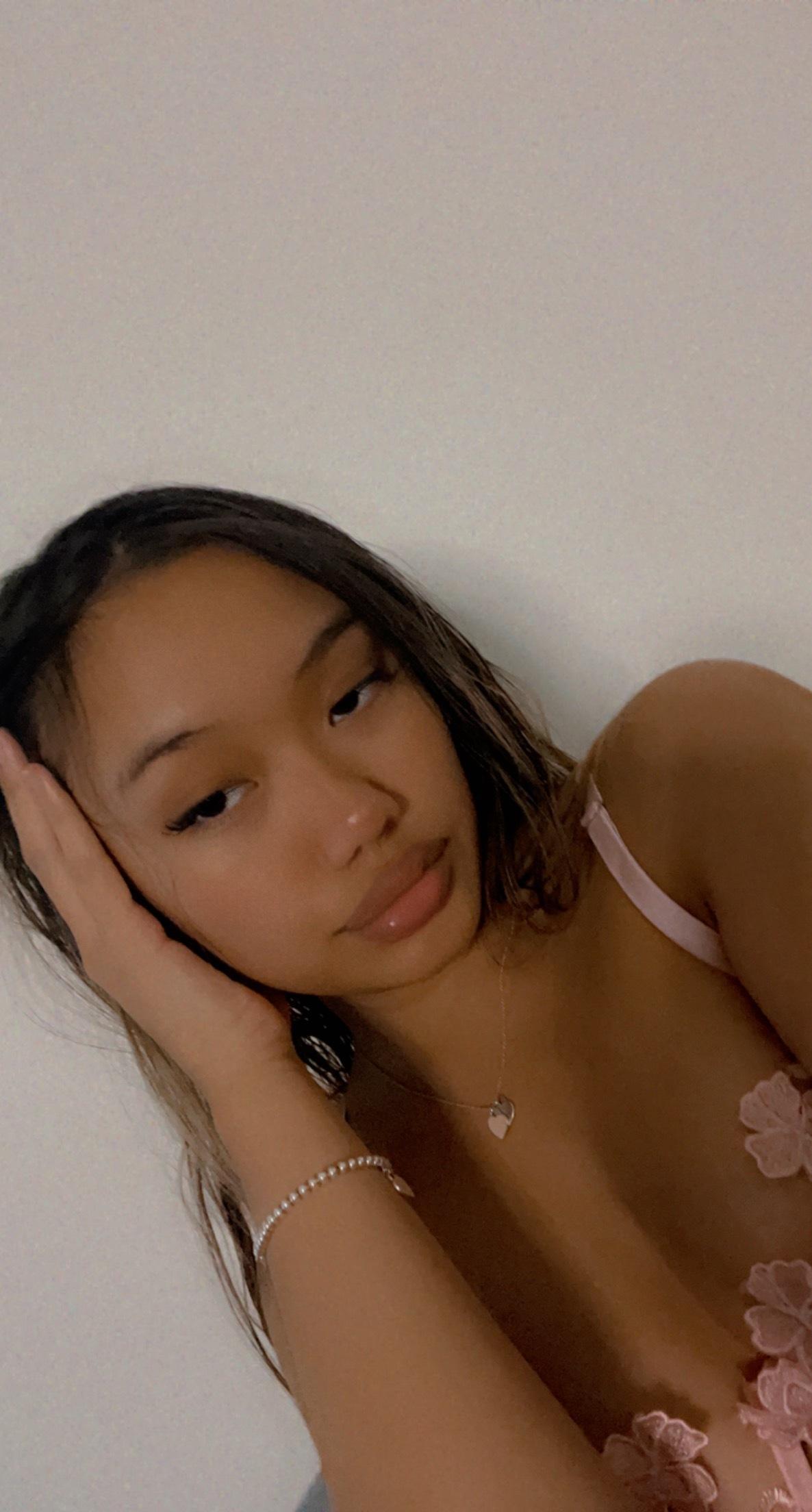 az😘 profile image