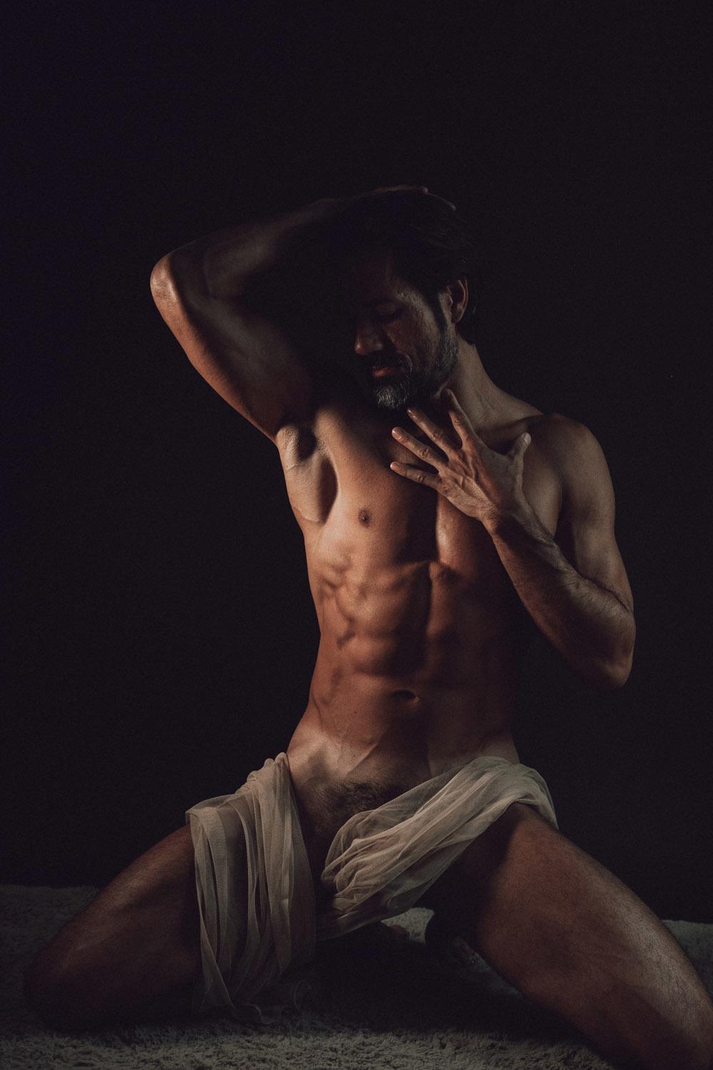 Dominus Eros profile image