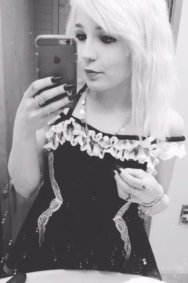 Ashleigh Marie profile image