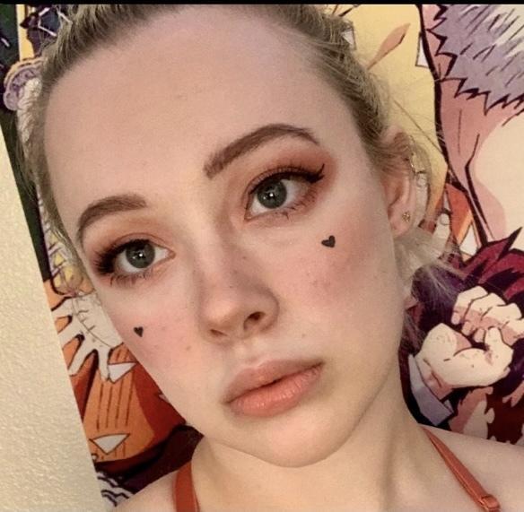 ✨Lexi✨ profile image