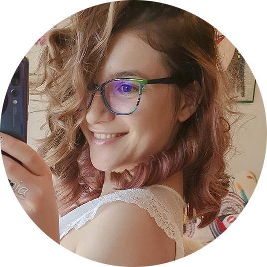 ✔️LyzMania  ✔️ profile image