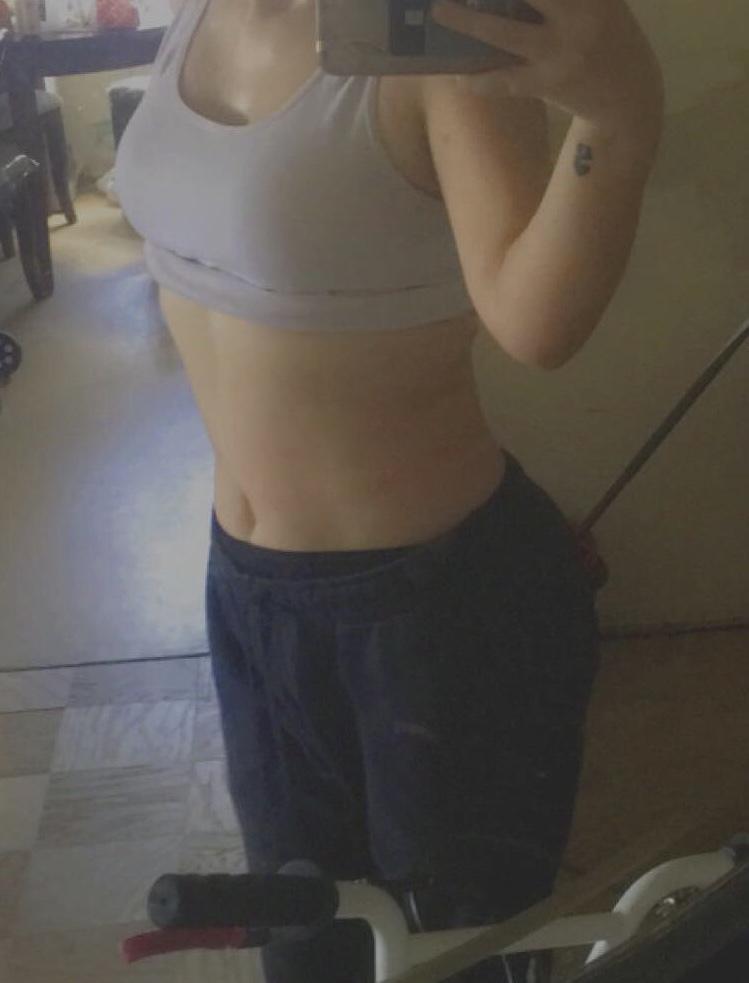 Dee Marie profile image