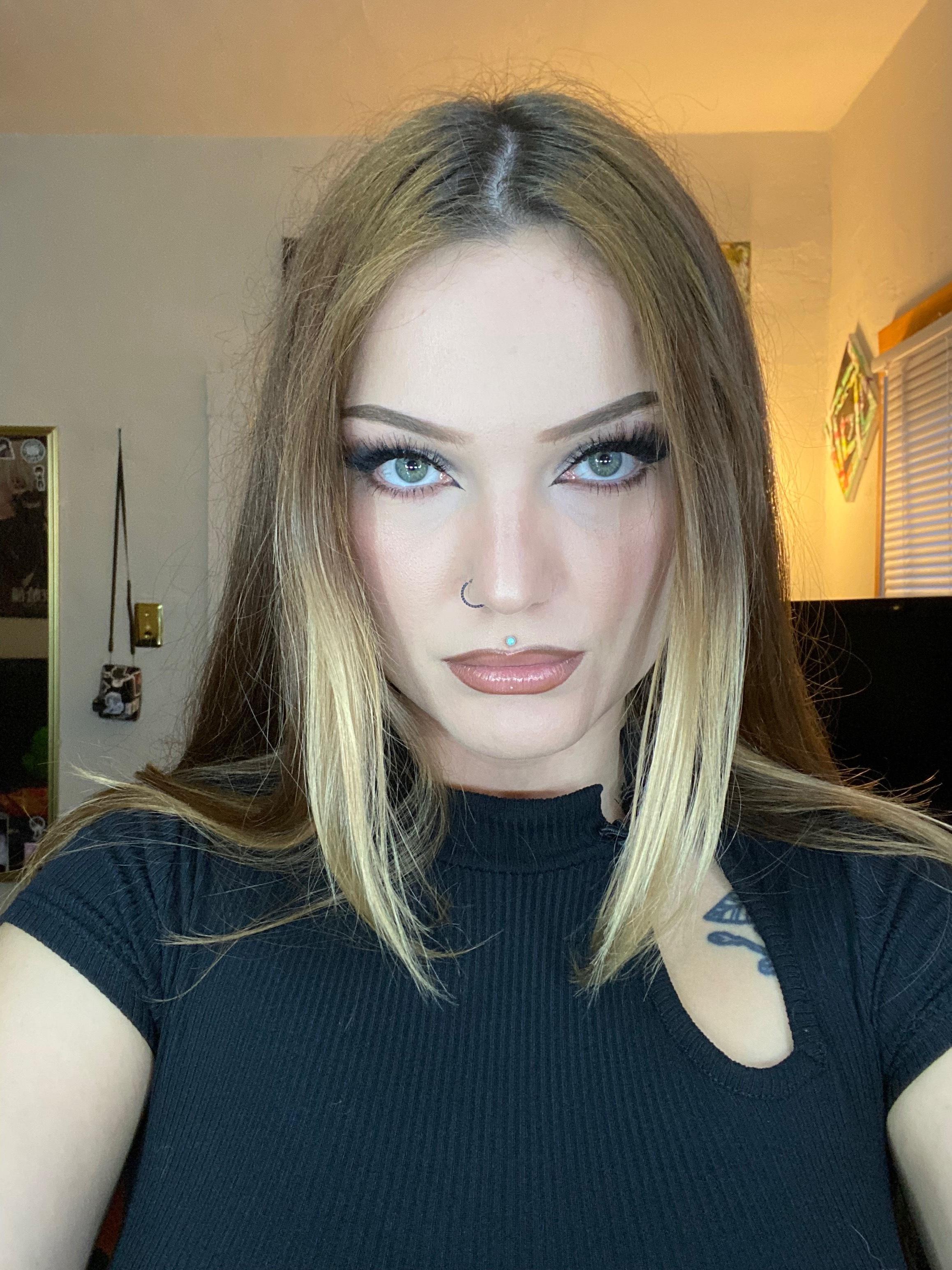 squishypeachy96 profile image