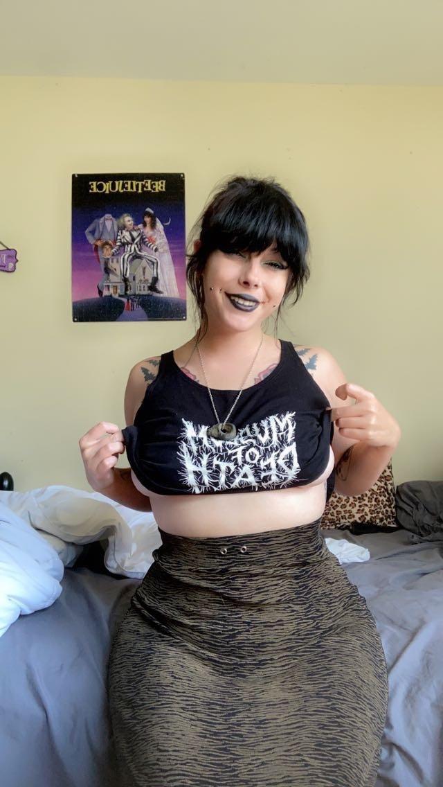 Brat Princess🧛🏻‍♀️ profile image