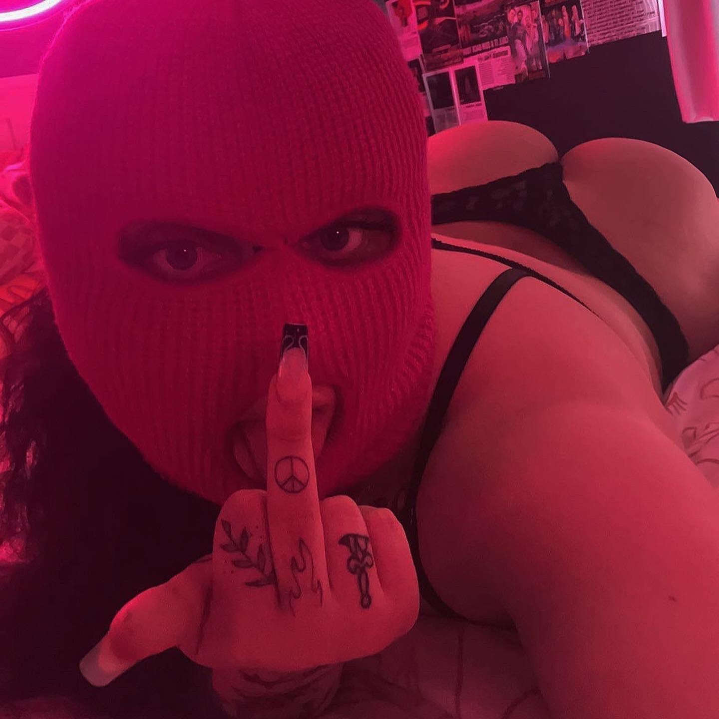 A M Y 💋 profile image