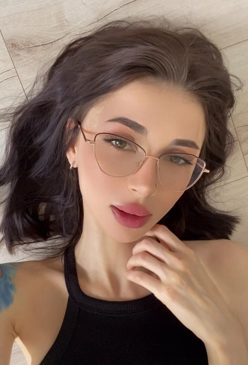 Mika Davis profile image