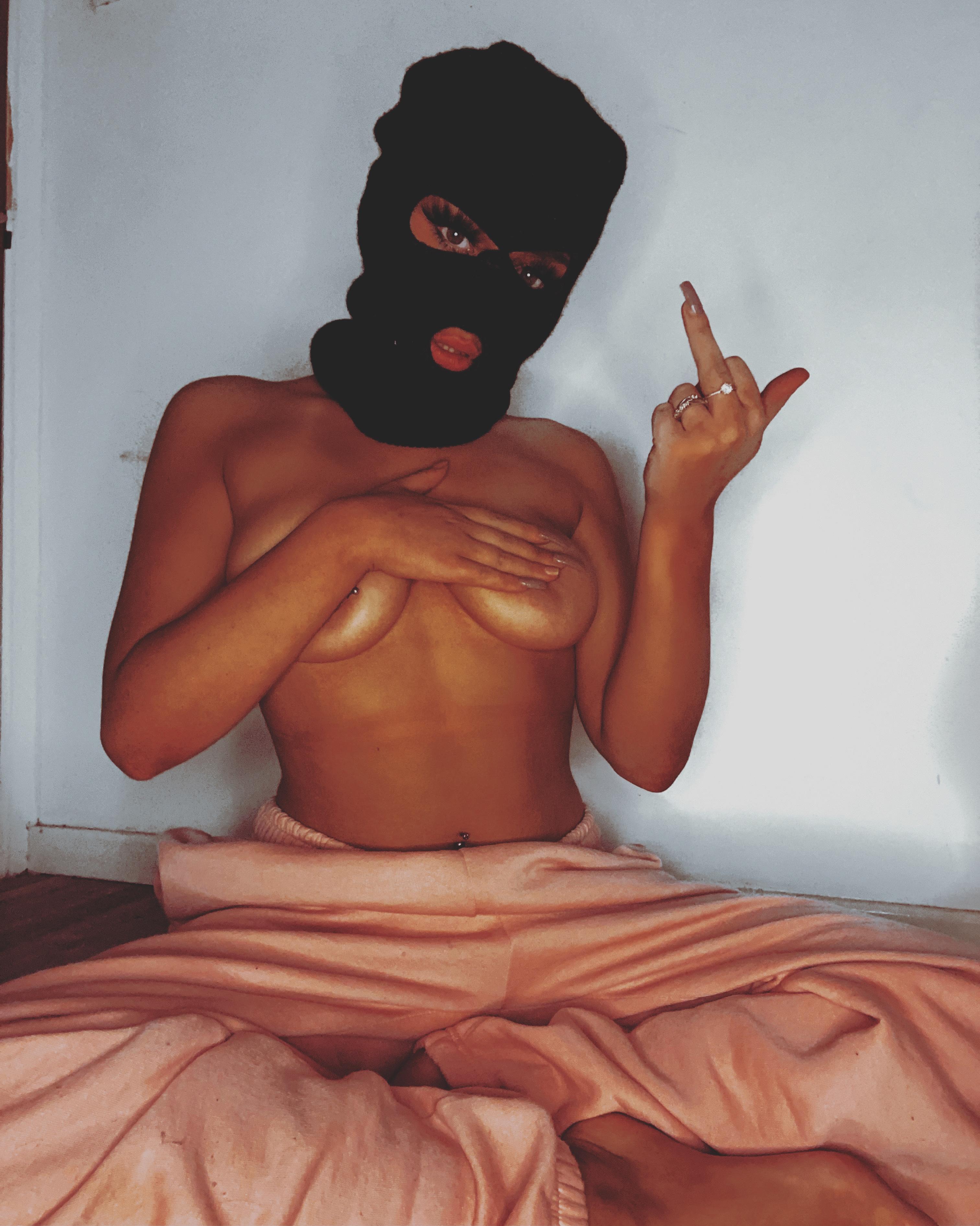 DEVIL  DARLING 😈 profile image