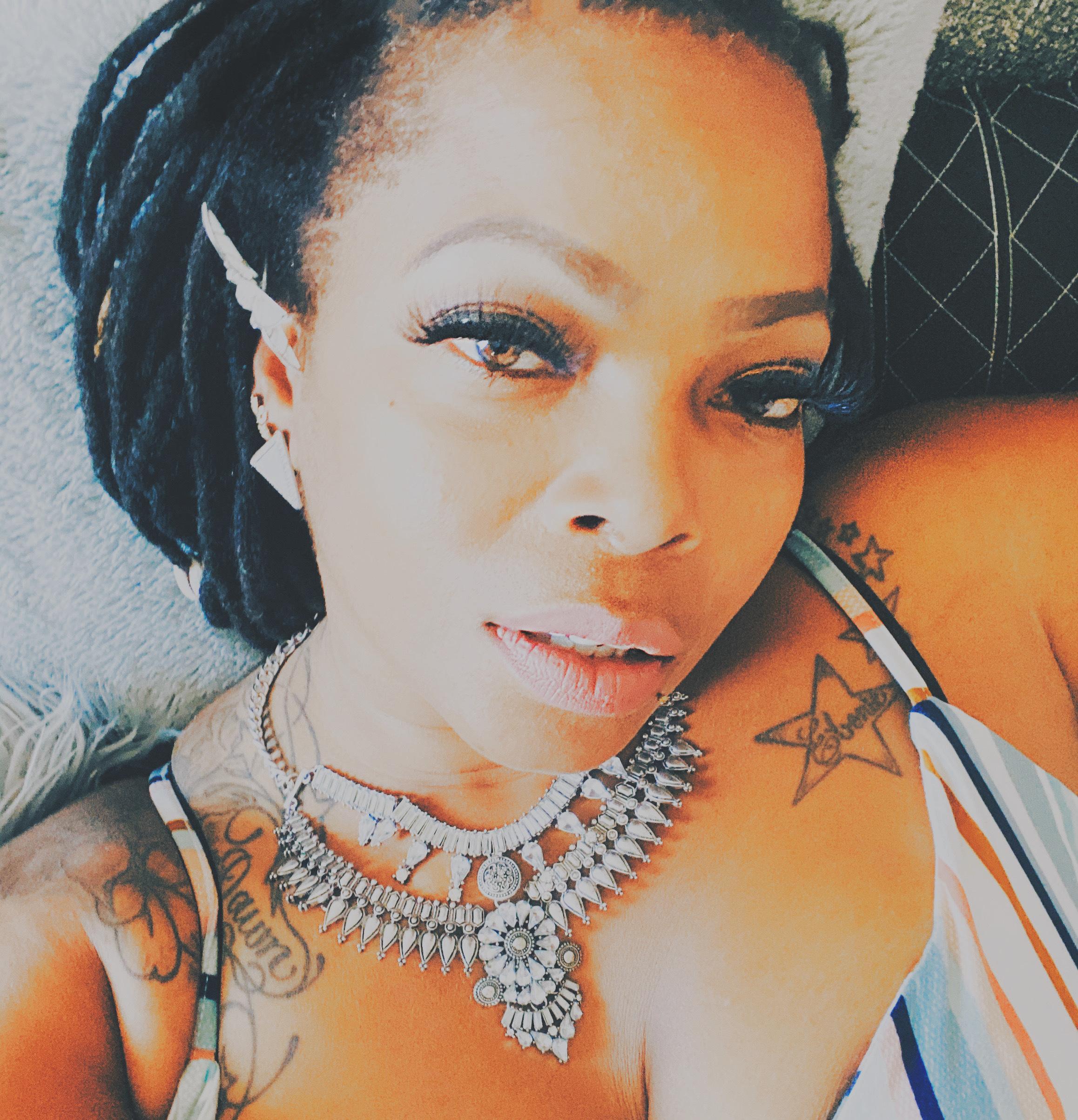 Hazel Holliewud profile image