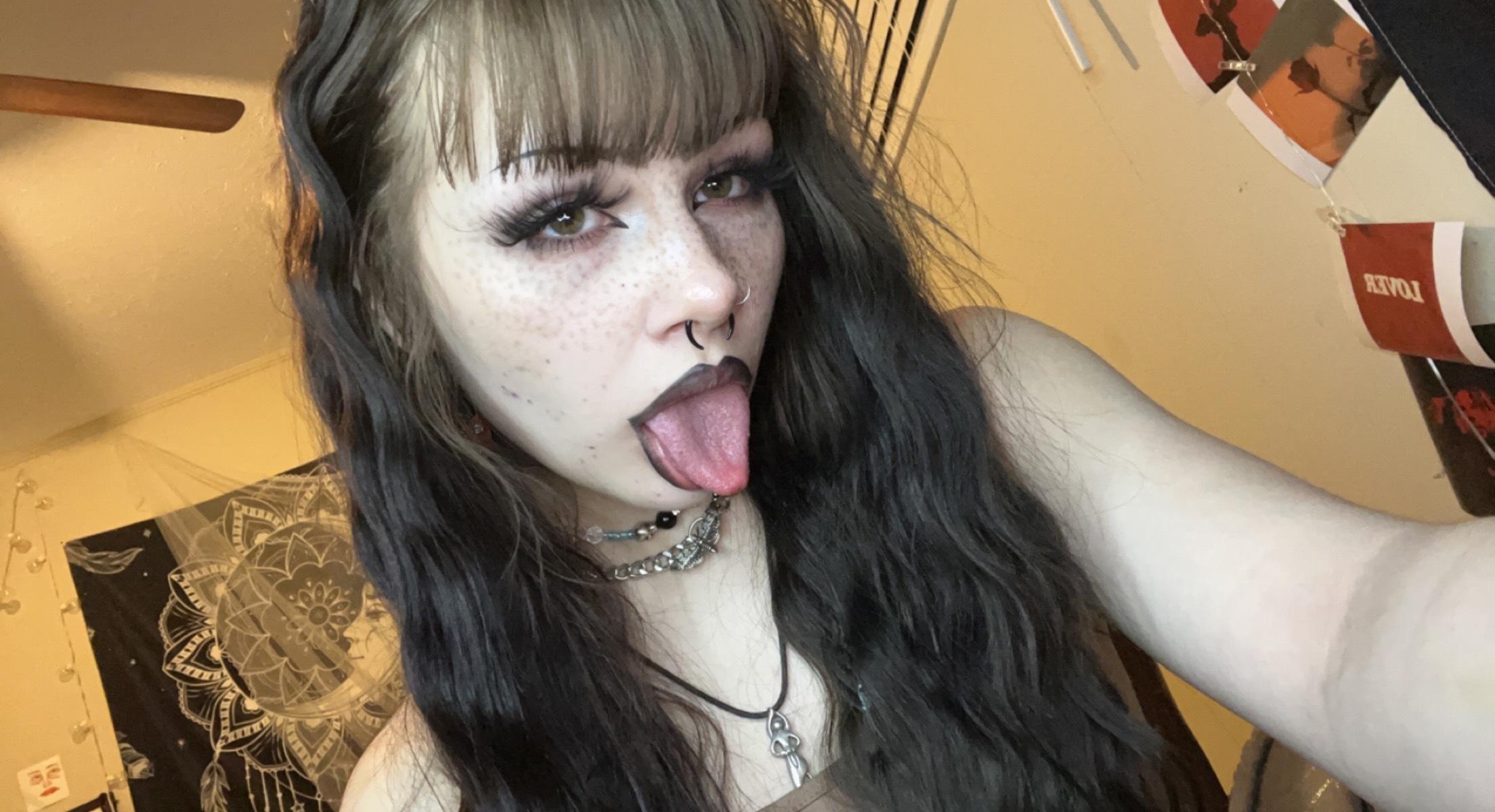 lil bit !<3 profile image