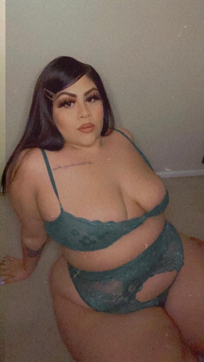 Honey love 🍯 profile image