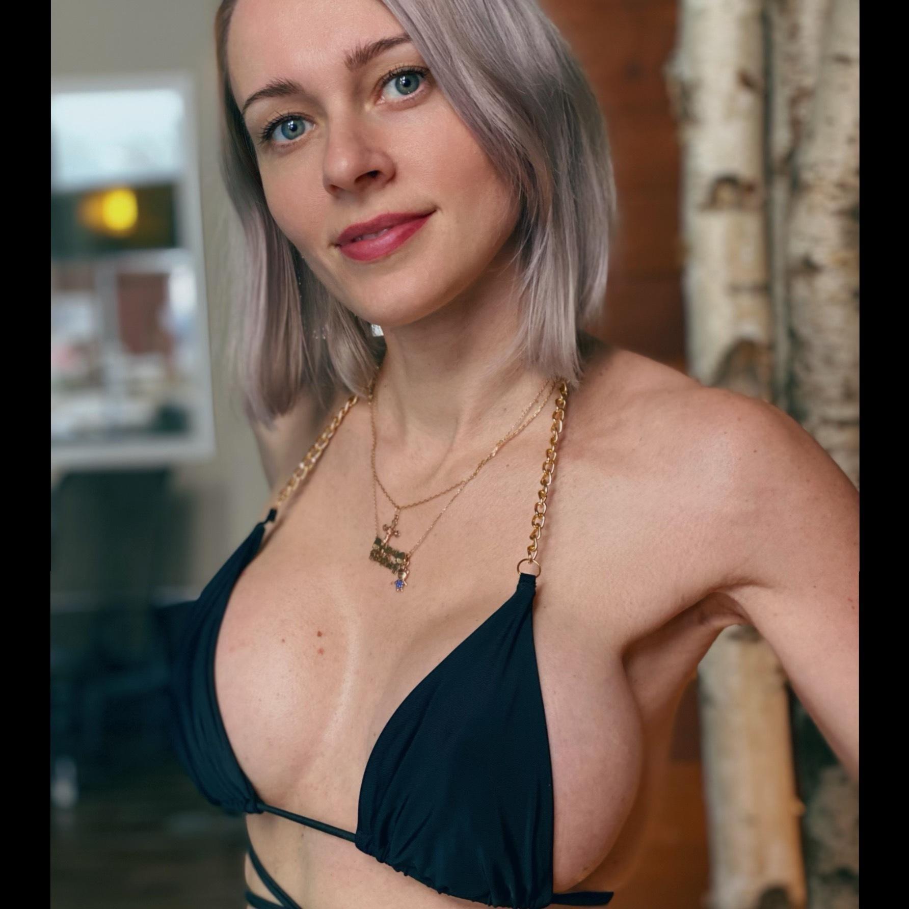 Rose Diamonds profile image