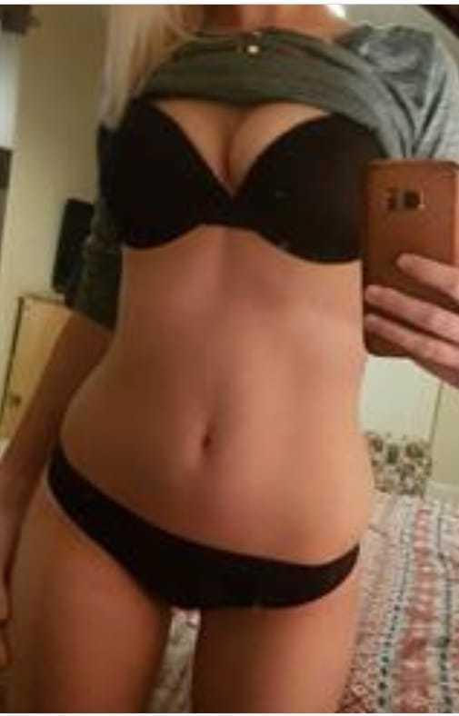 Sarah X profile image