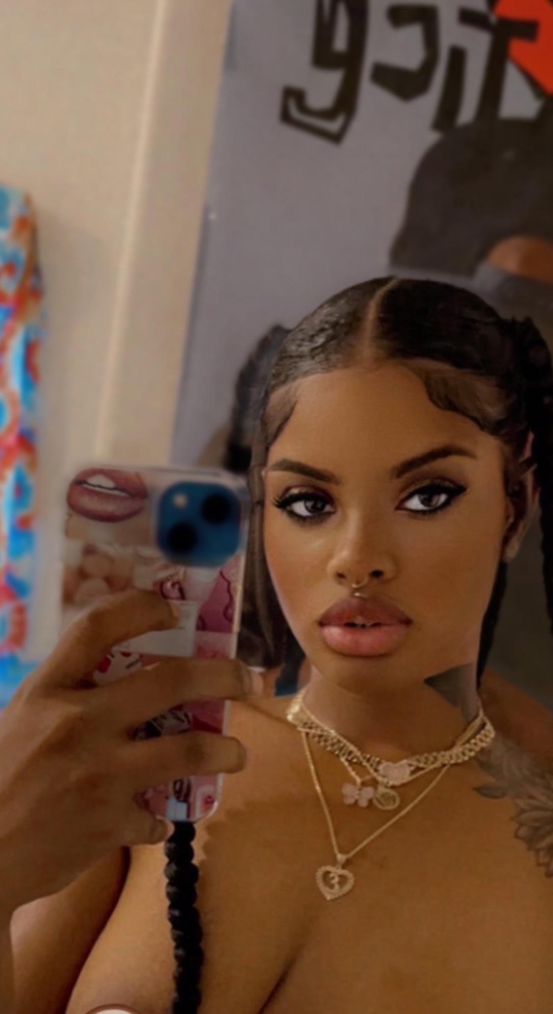 Real Ebony🦋 profile image