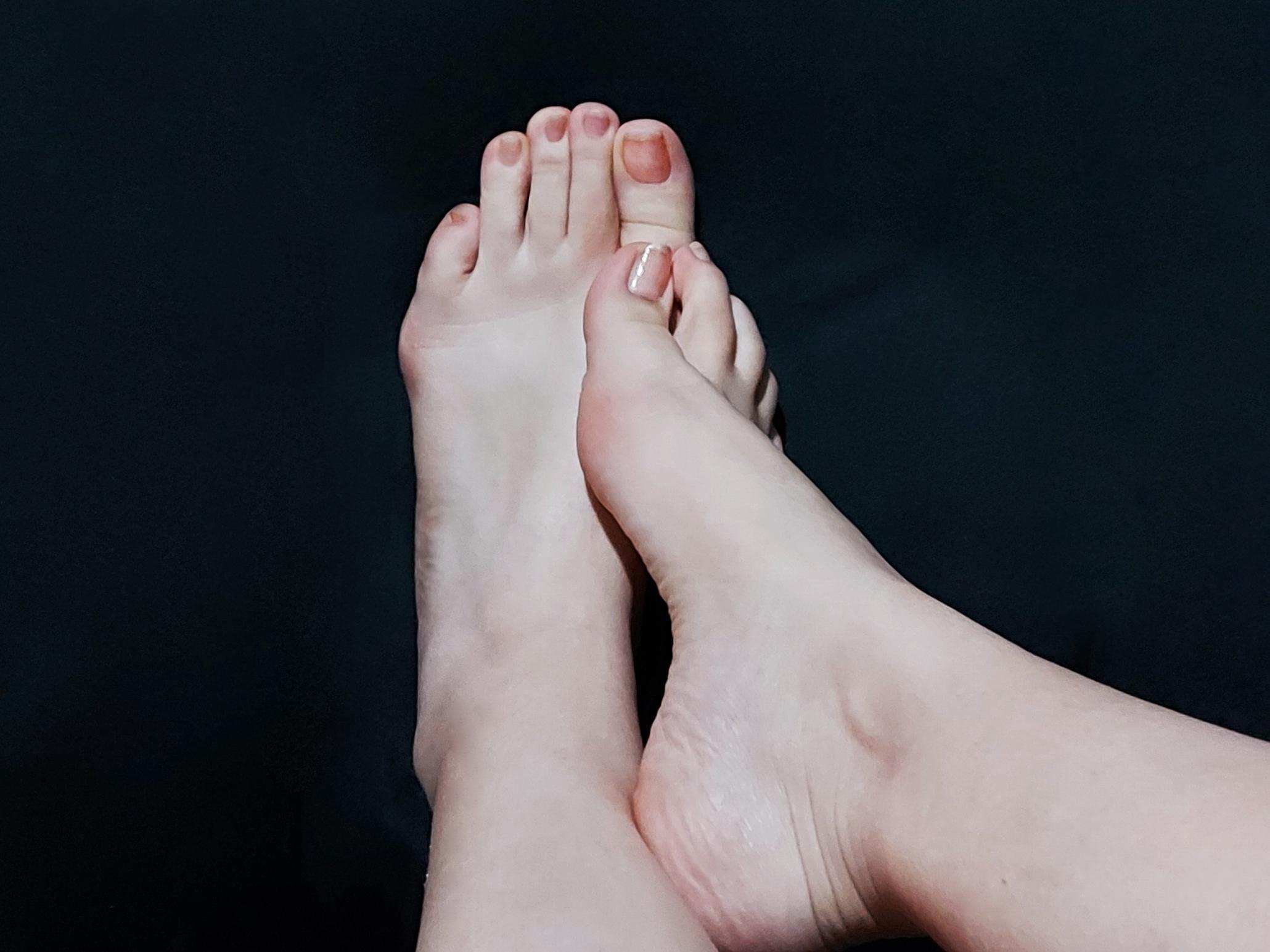 SaturnMoon🔥👣 profile image