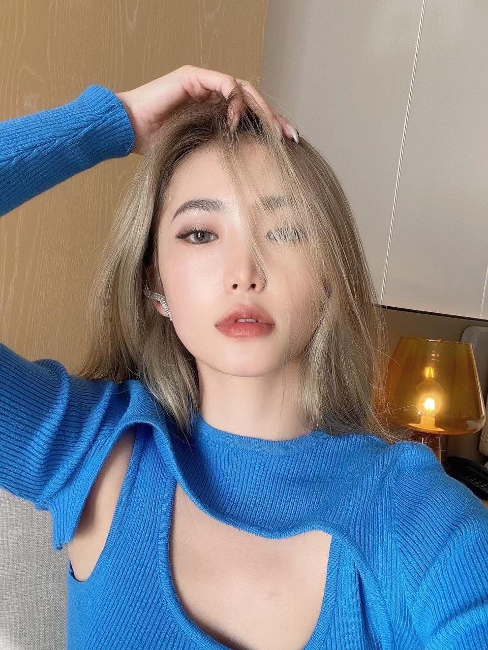 LonelyMeow profile image