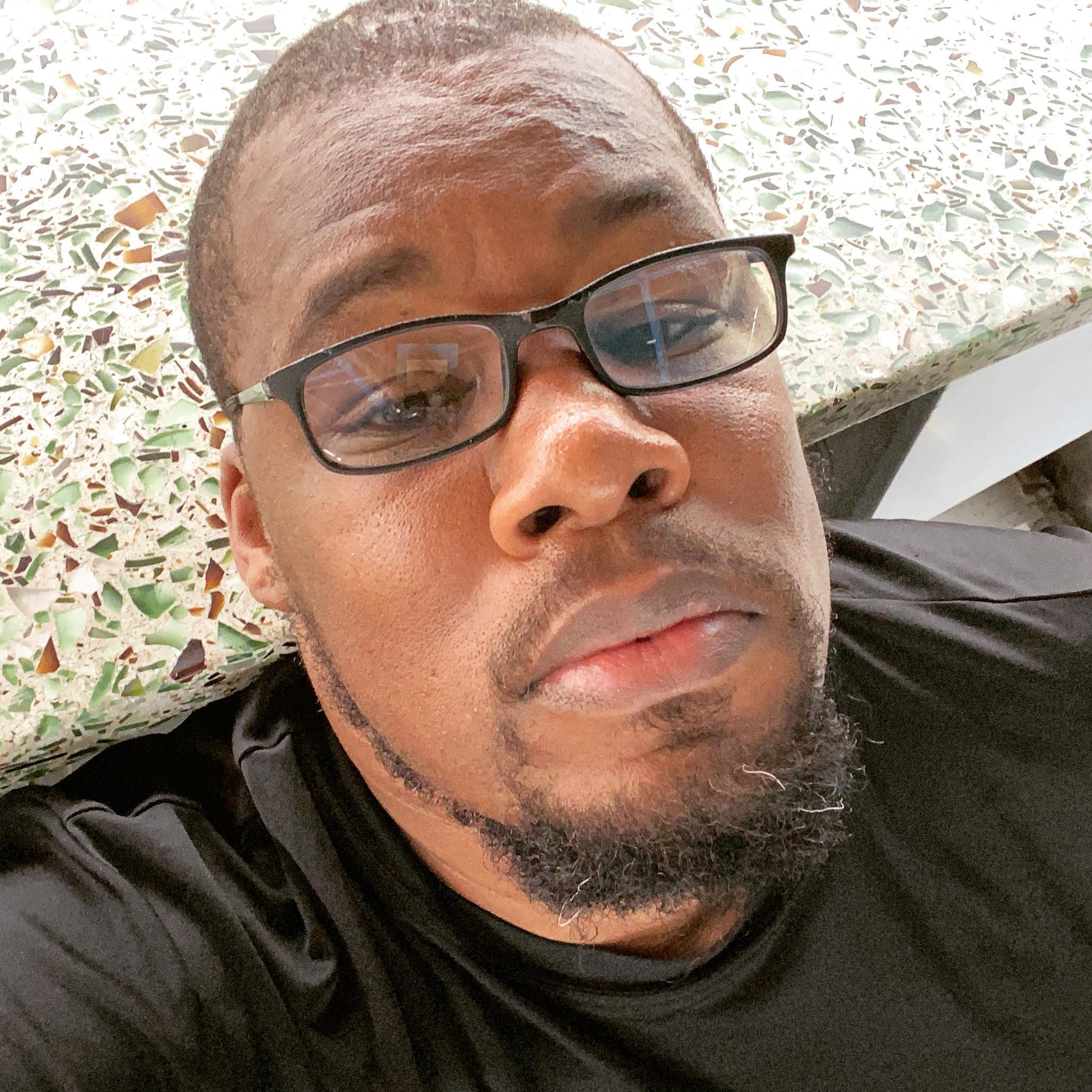 Mr. King Jr   Photographer profile image