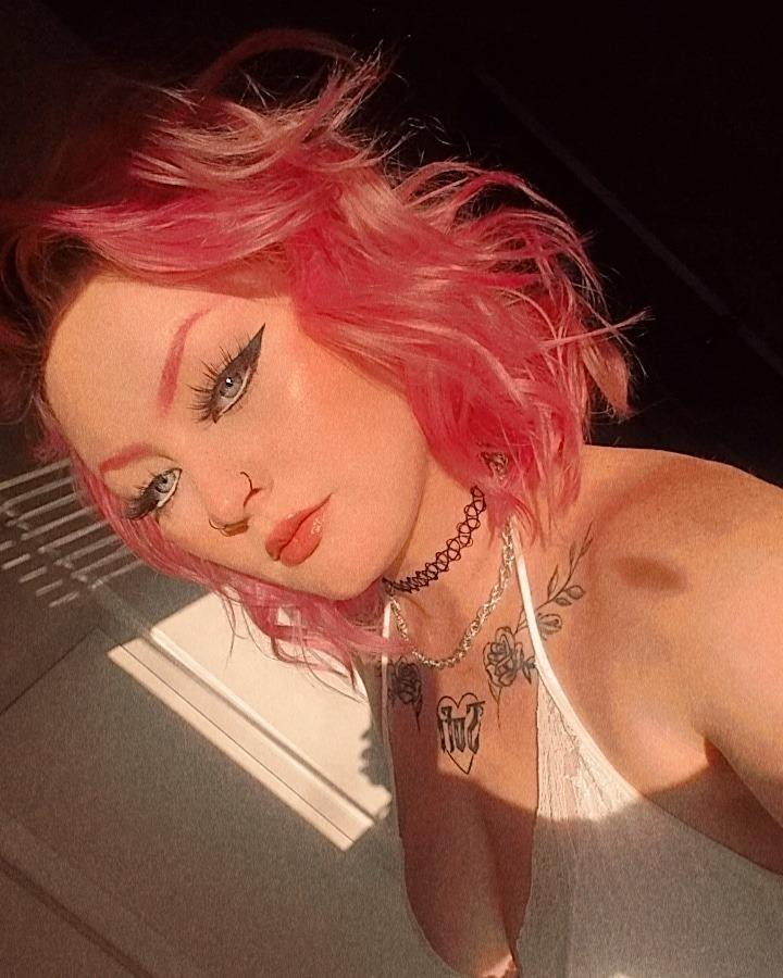 💨ms. mary jane🧚‍♀️ profile image