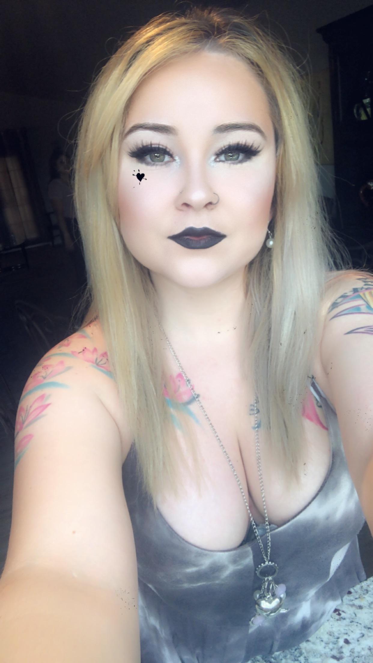 Veronica White profile image