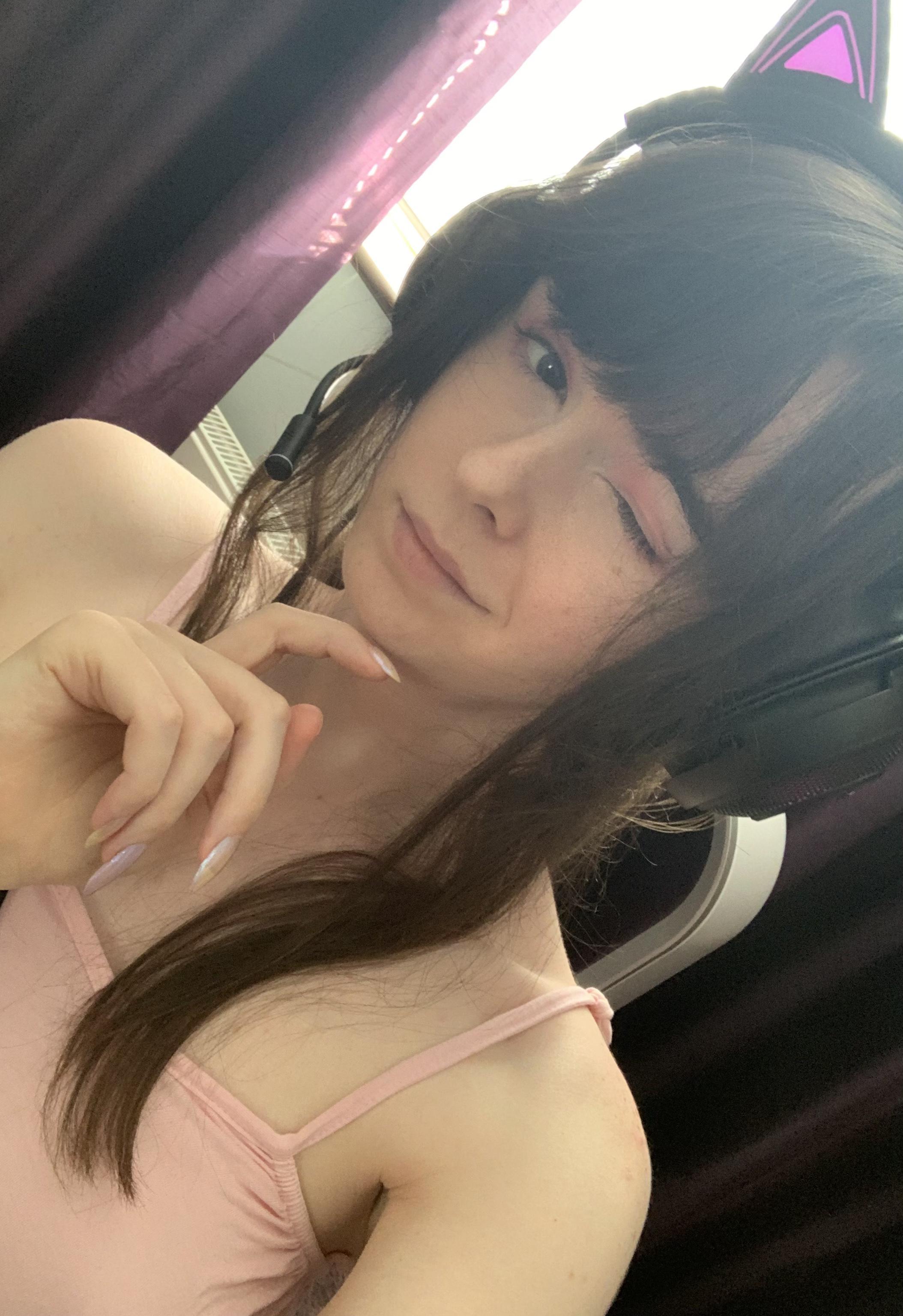 ✨Pixi✨ profile image