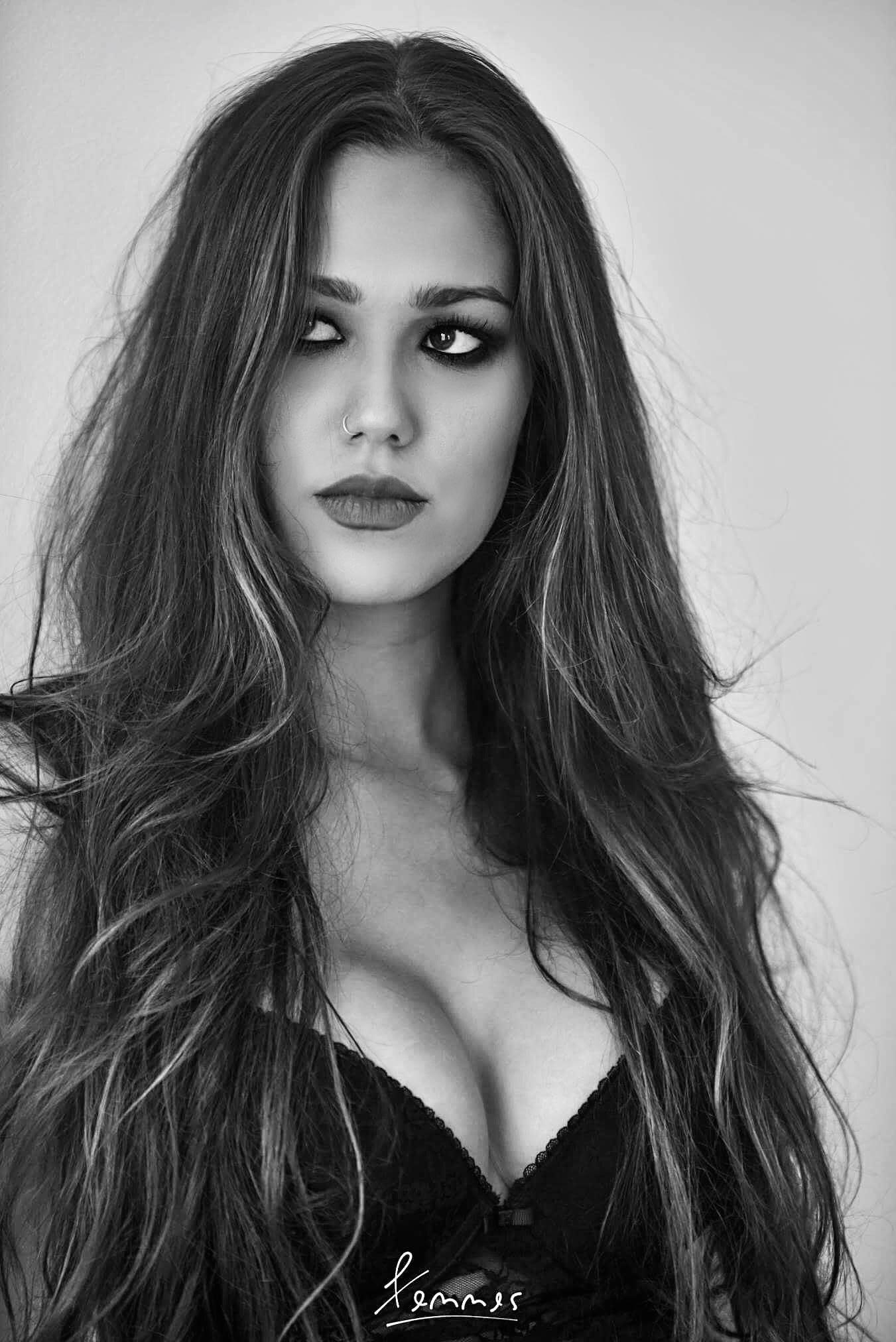 Bruhell profile image