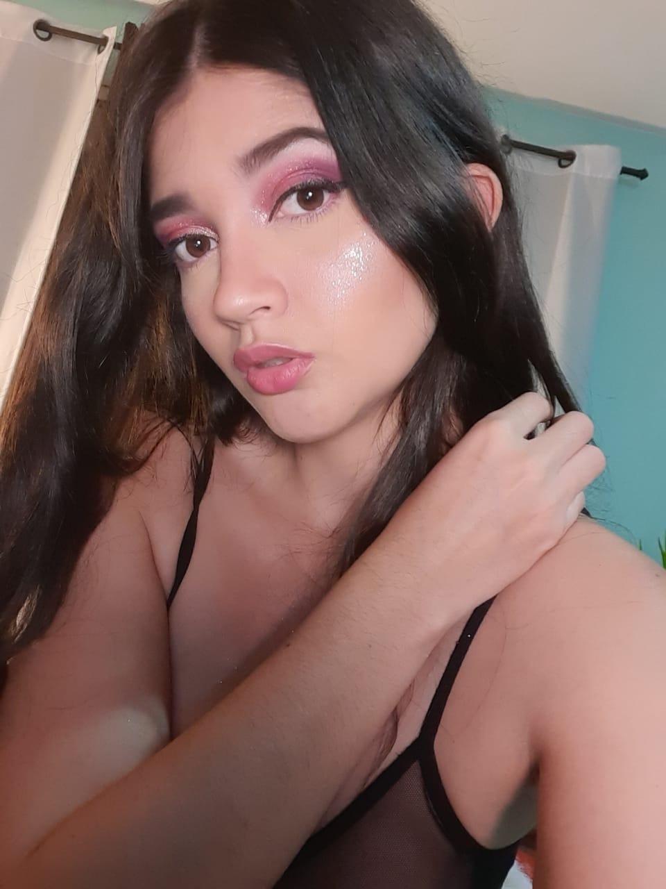 Secret Latina Free profile image