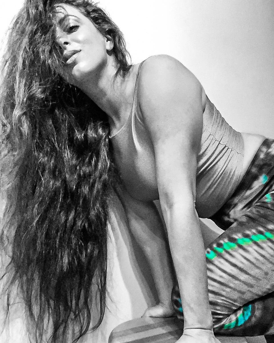 Mis Trouble Stone profile image