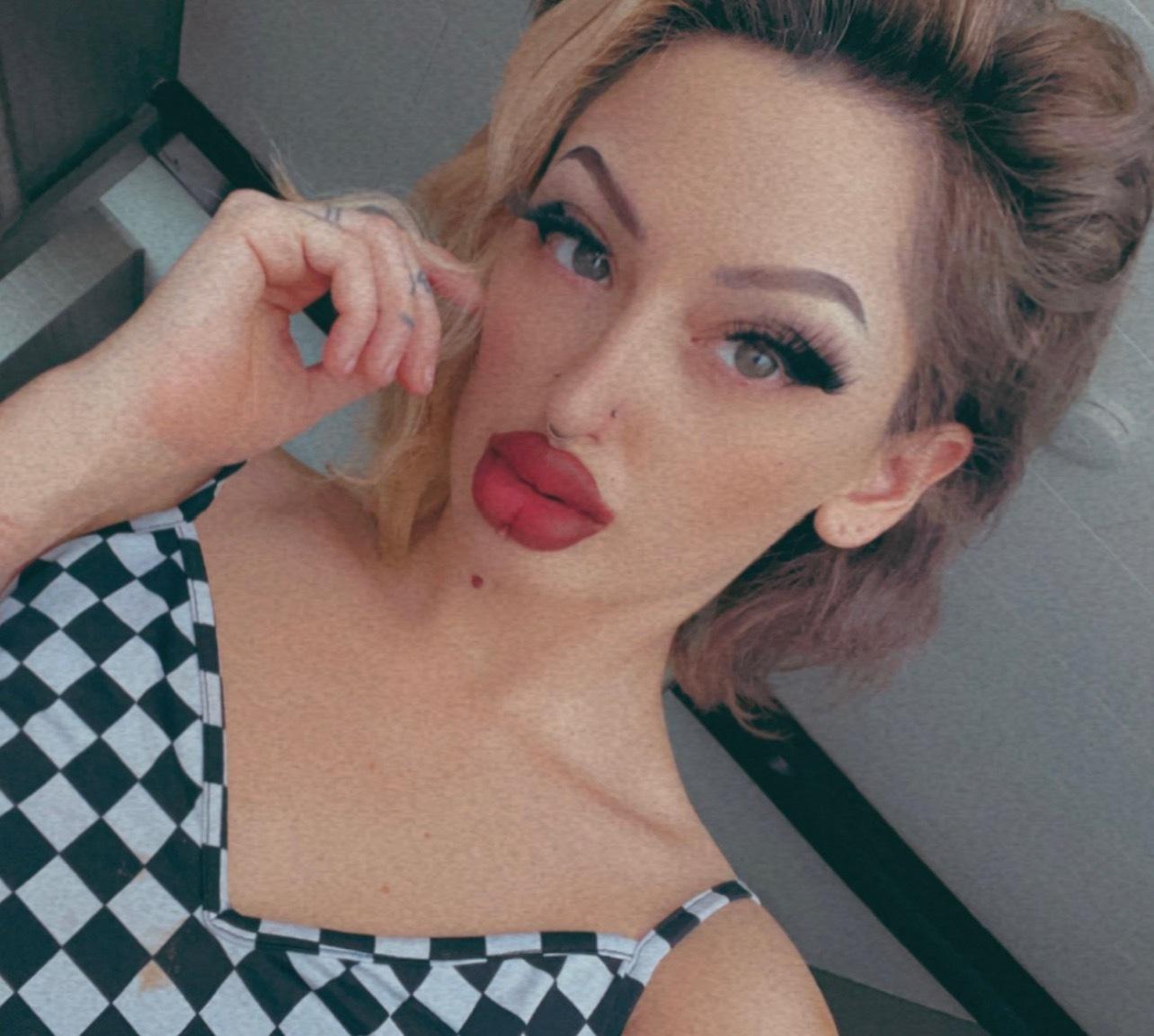 Brie Bailey - 716 - Hot and Local profile image