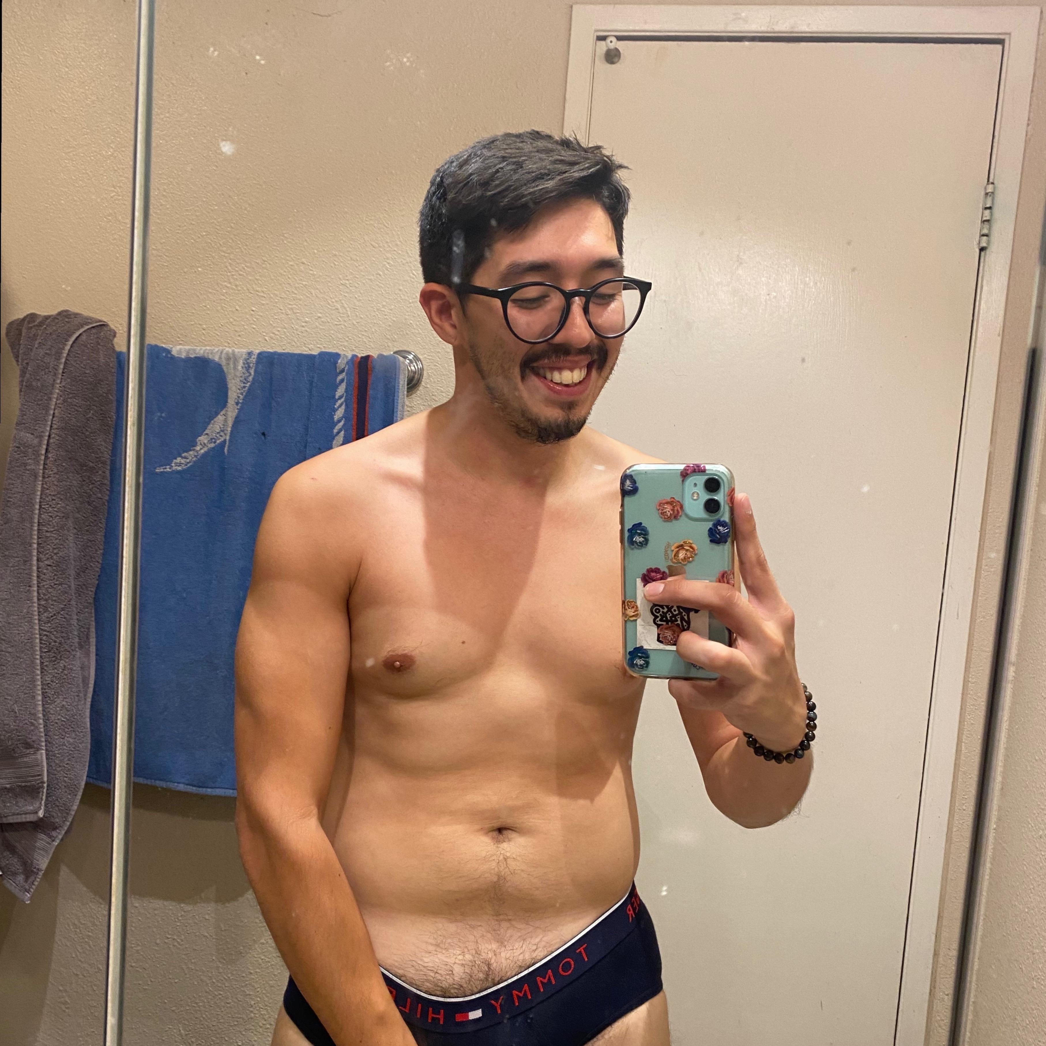 Dat1GayGai profile image