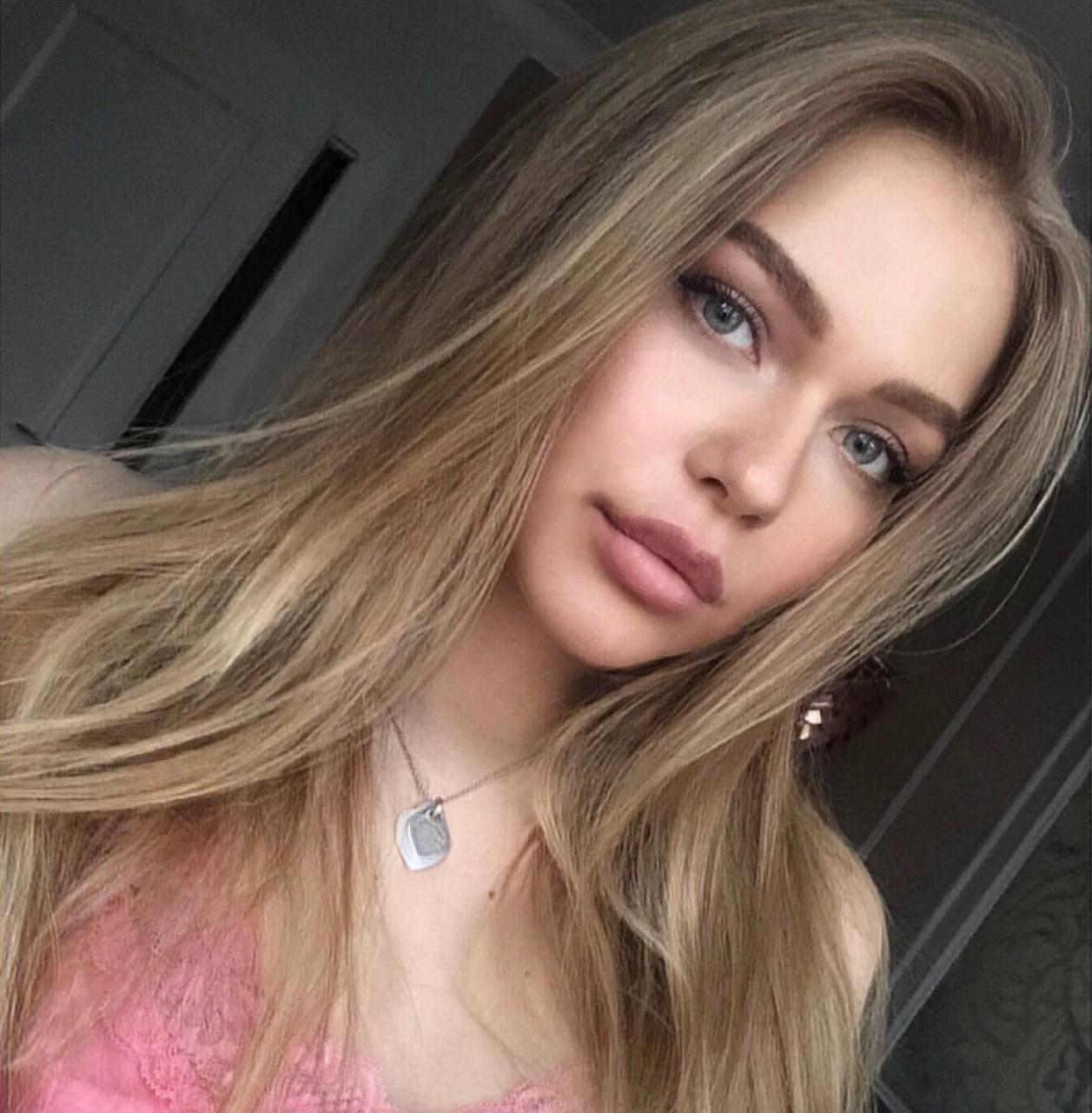 🔥 DM ME NOW - 𝓥𝓮𝓷𝓾𝓼 🔥 profile image