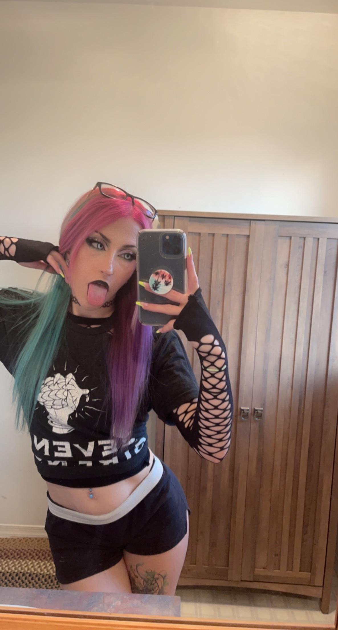 ✨KJ✨ profile image