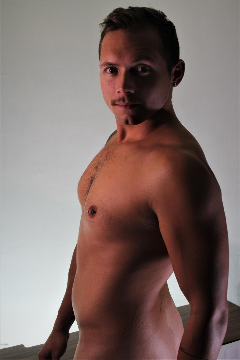 AXEL 🌹 profile image