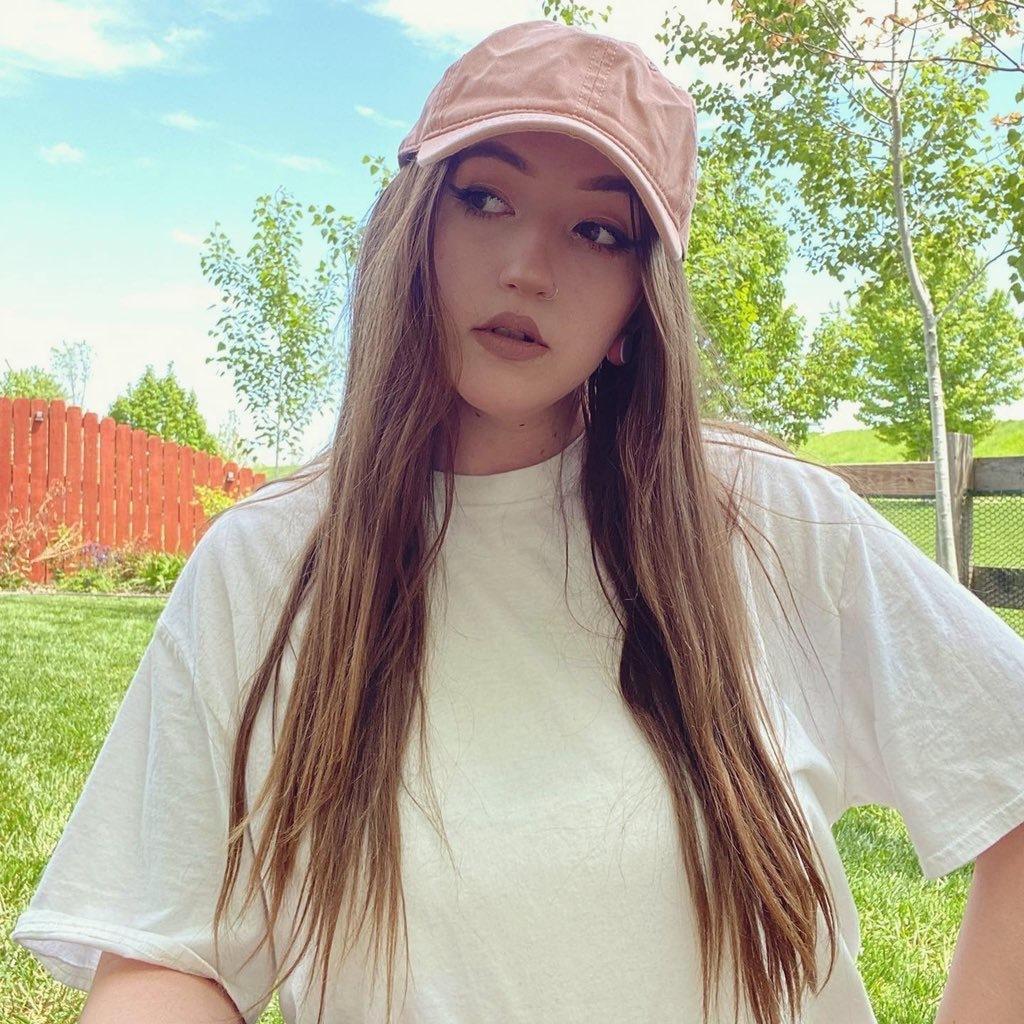 Amanda ♡ profile image