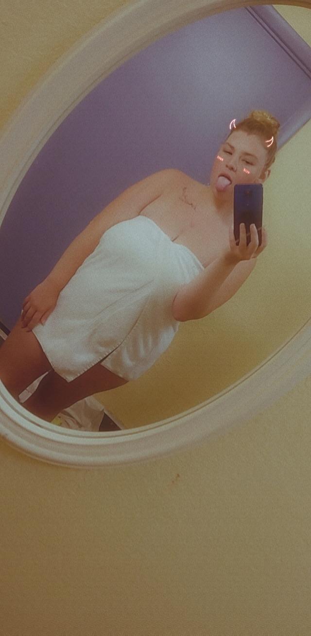 That one thick bitch profile image