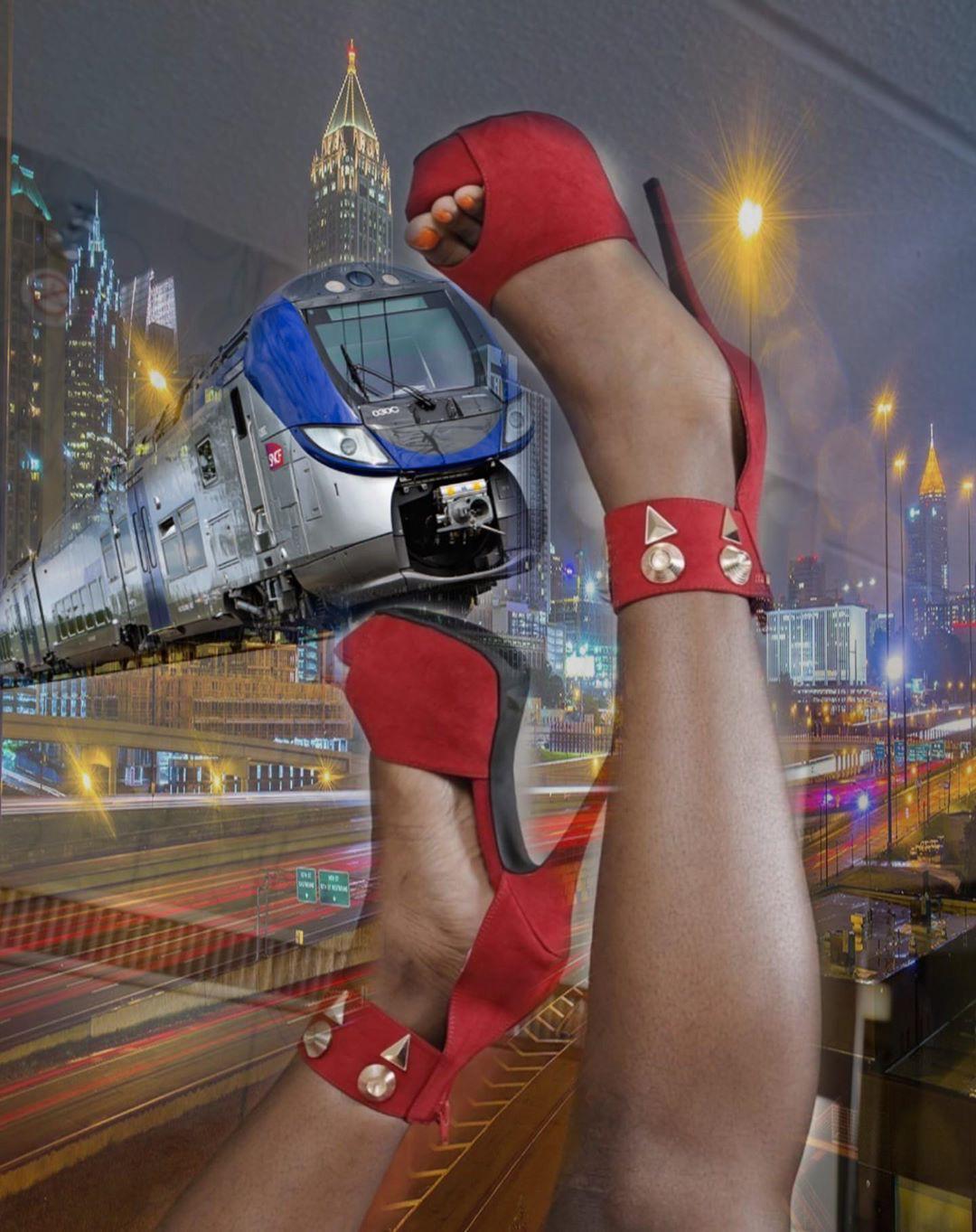 Qua LiveFeet profile image